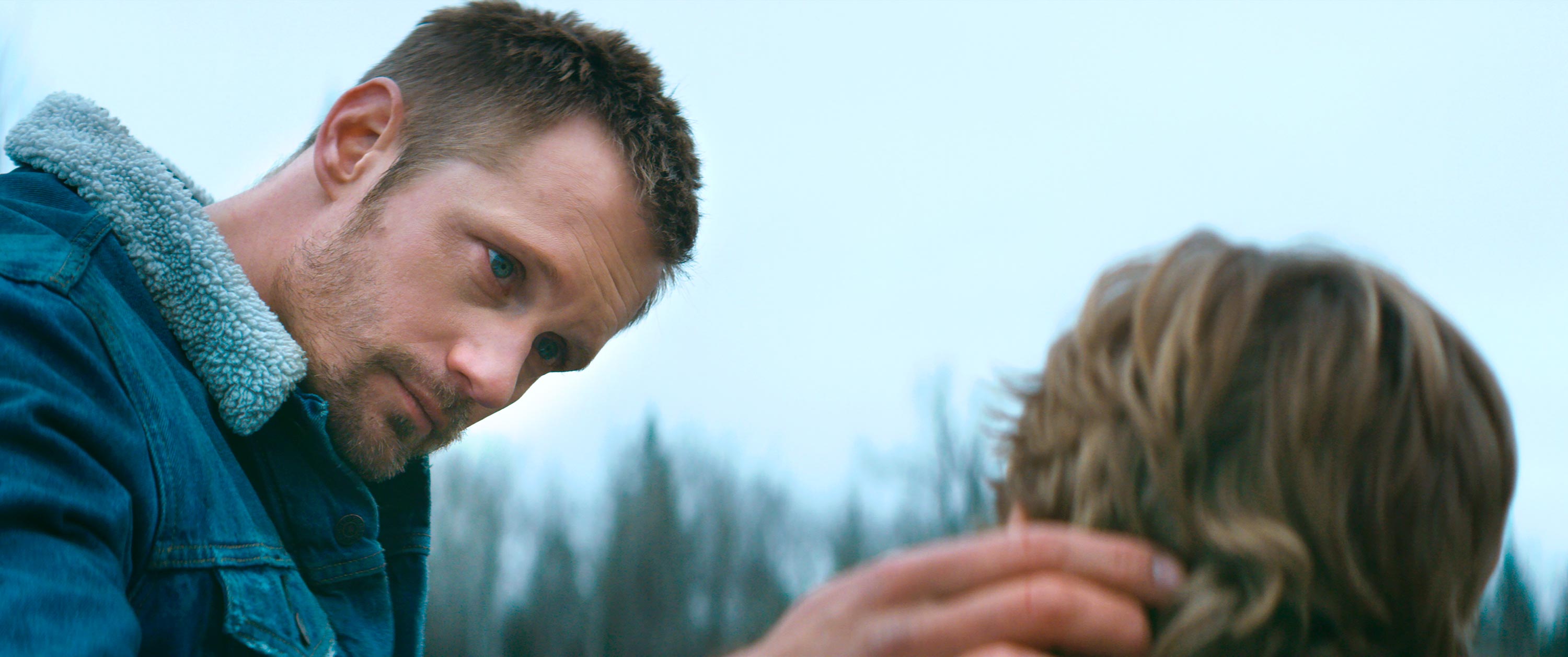 Hold the Dark Alexander Skarsgard
