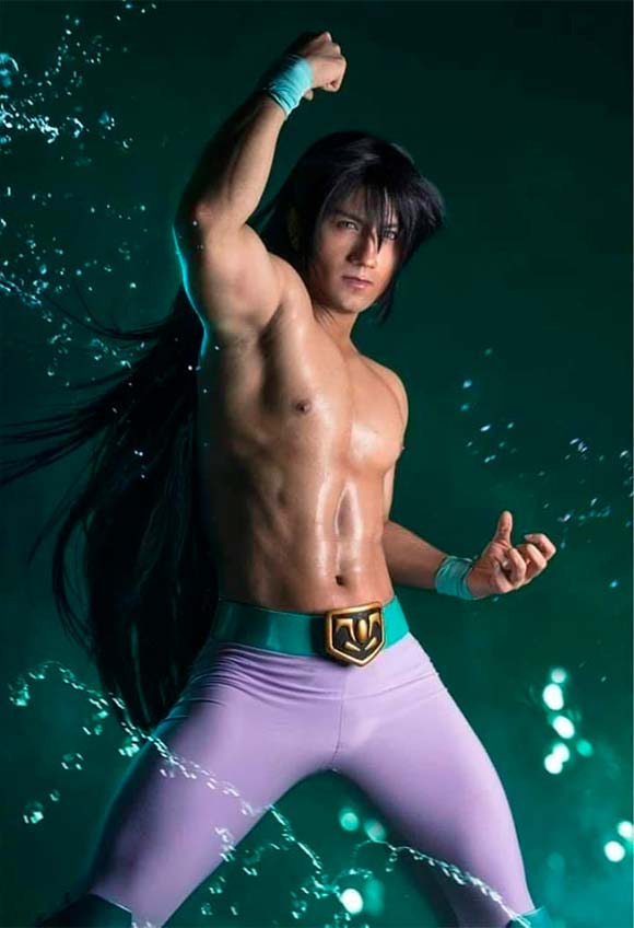 Cosplay de Shiryu de Cavaleiros do Zodíaco