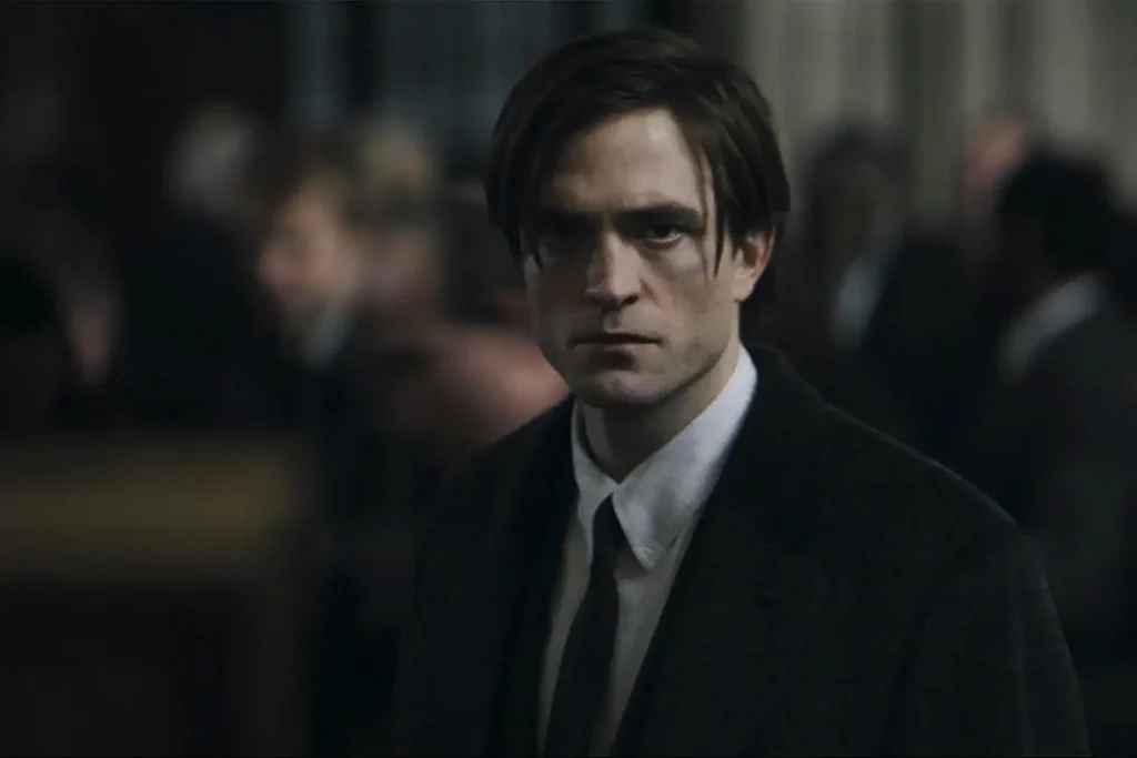 resenha de the batman. robert pattinson vive bruce wayne