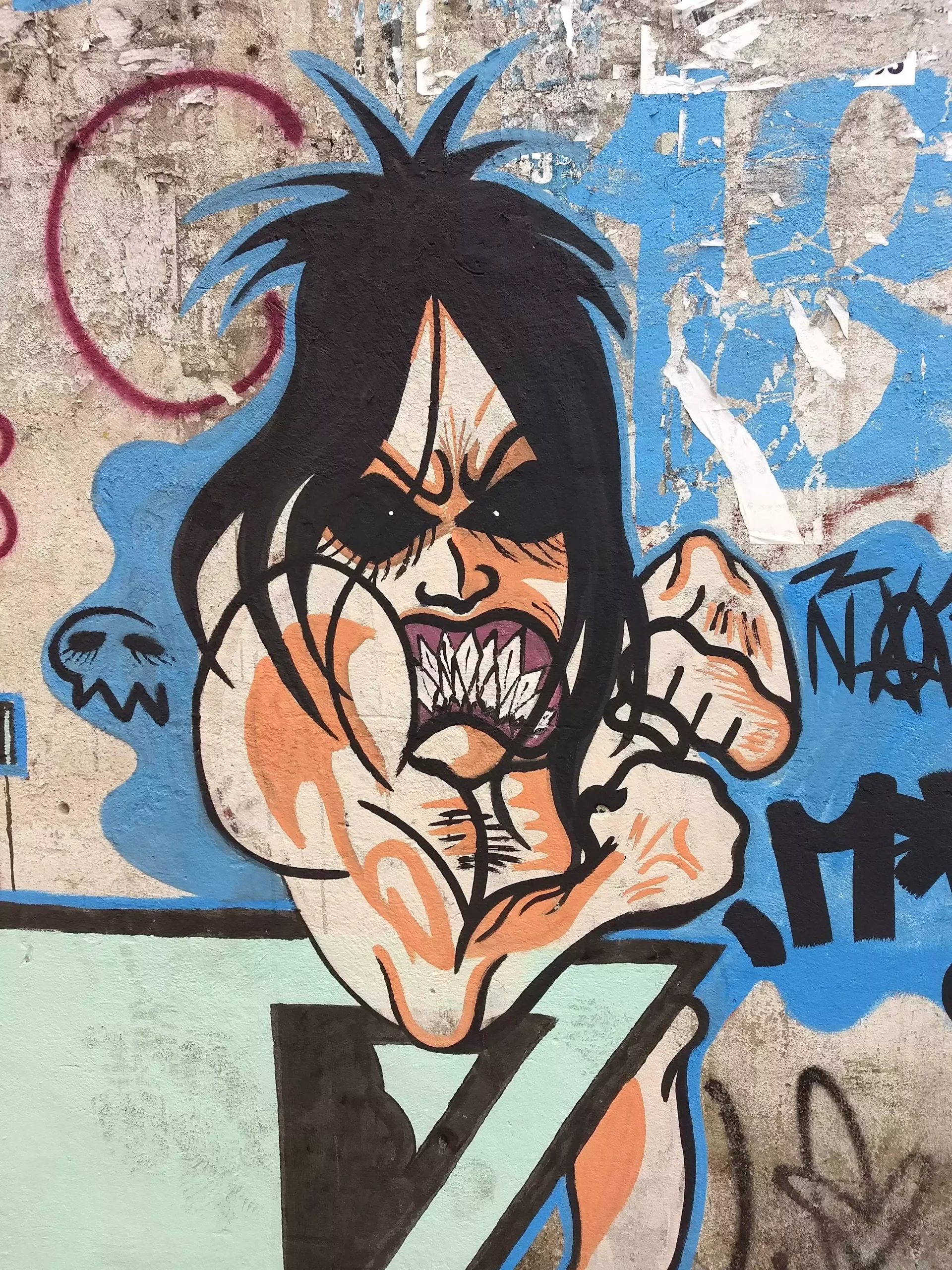 graffiti de ymir de shingeki no kyojin em heliópolis