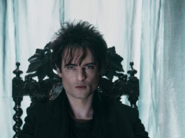 Tom Sturridge em Sandman da Netflix