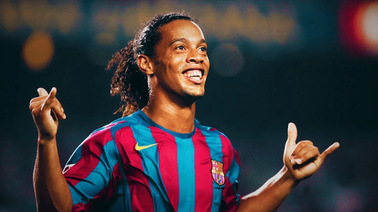 Blue Lock  Criador revela qual personagem é inspirado em Ronaldinho