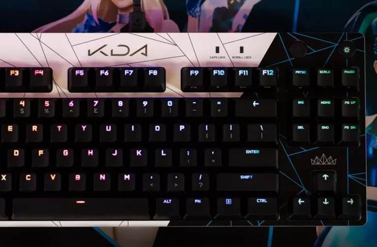 Teclado Mecânico Gamer Logitech G PRO KDA Edição Oficial League of Legends