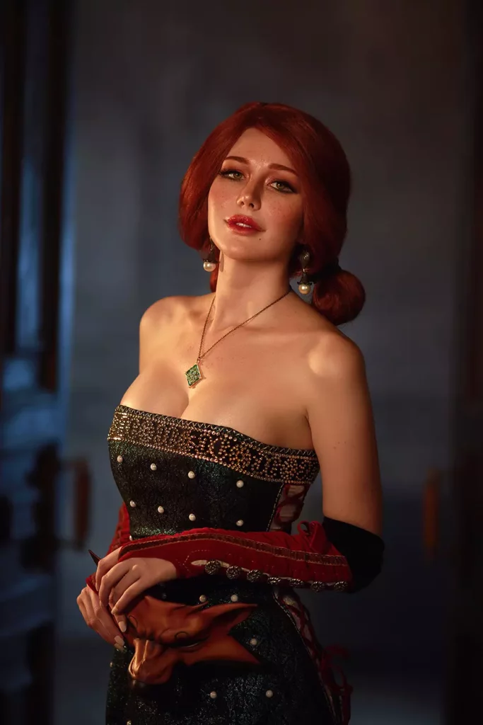 Vicktorie encanta com cosplay de Triss Merigold