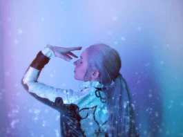 EmisCosplayCorner surpreende com cosplay de Victor Nikiforov