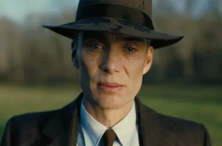 Cillian Murphy como o protagonista Oppenheimer (2023)