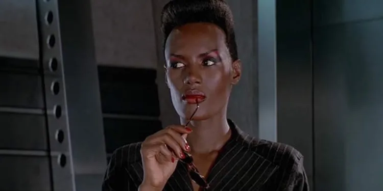 Grace Jones como May Day em A View to a Kill