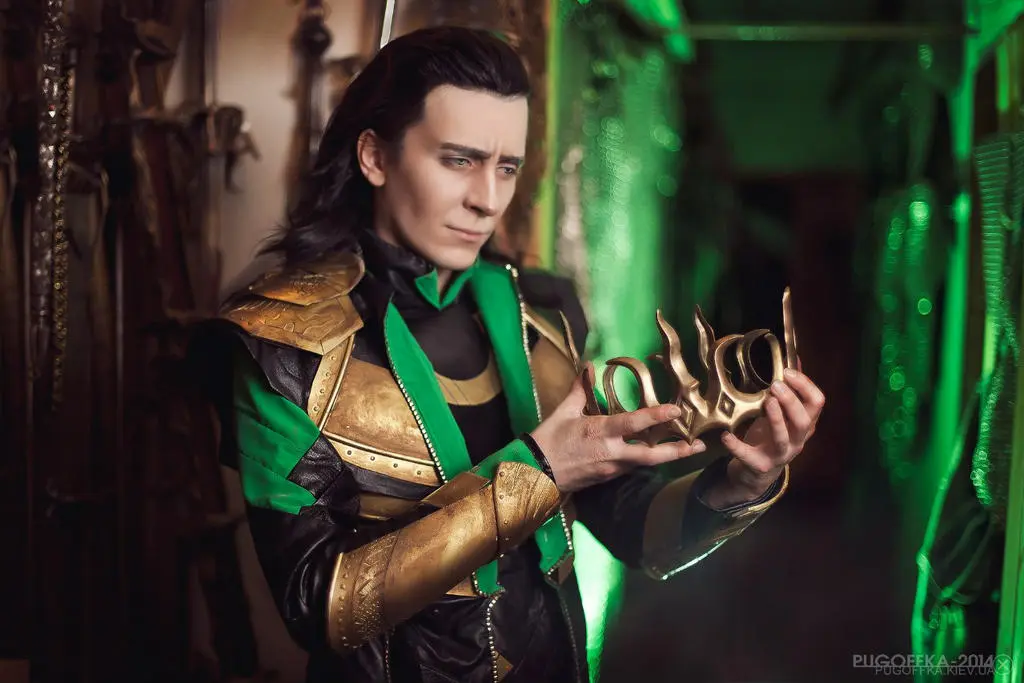 TheIdeaFix encanta com cosplay do icônico Loki, Deus da Trapaça