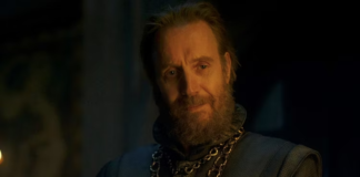 Otto Hightower é um gênio manipulador em House of the Dragon Interpretado por Rhys Ifans, Otto Hightower é um gênio manipulador em House of the Dragon