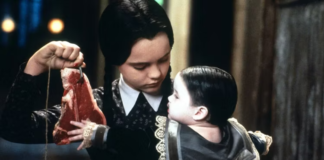 Pubert Addams é um personagem importante da família Addams desaparecido na série da Wandinha Pubert e Wandinha Addams