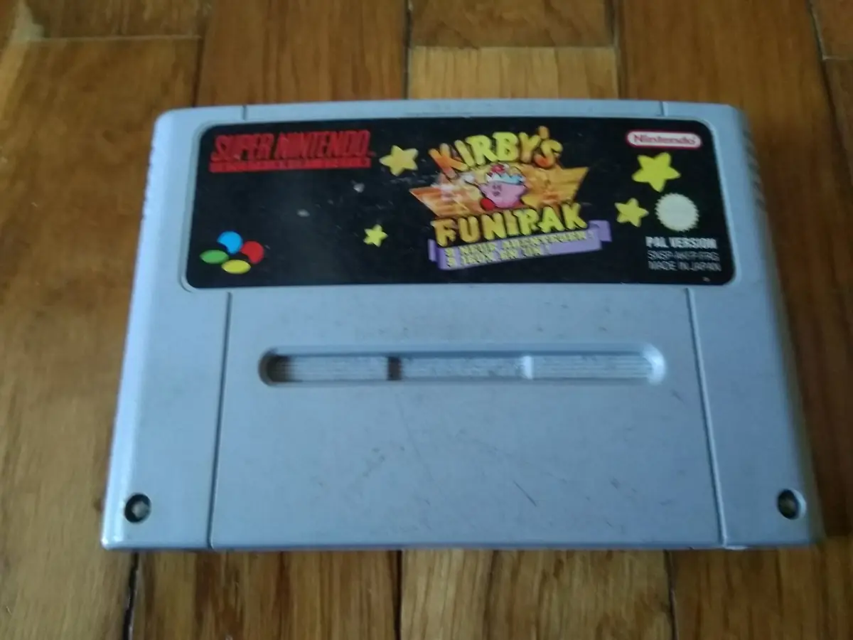 Gameplay de Kirby's Fun Pack no Super Nintendo