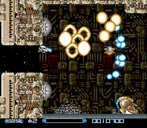 Chefe gigante em Super R-Type no Super Nintendo