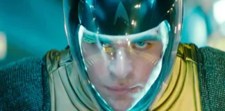 Filmes de Star Trek em ordem: guia dos 13 longas e da linha Kelvin Filmes de Star Trek em ordem: Chris Pine como Kirk em Além da Escuridão (2013)